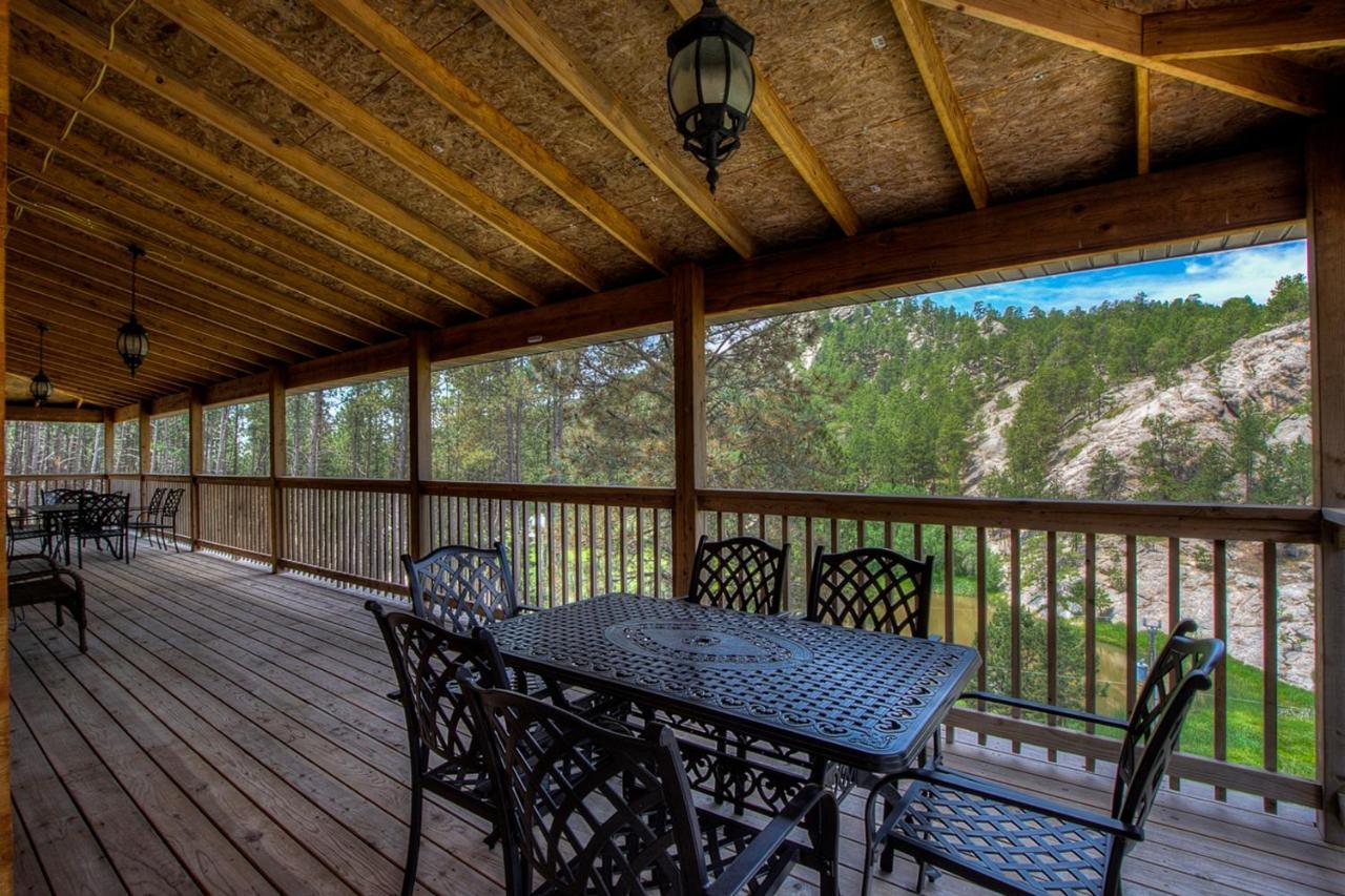 Eagle Pine Lodge คัสเตอร์ ภายนอก รูปภาพ