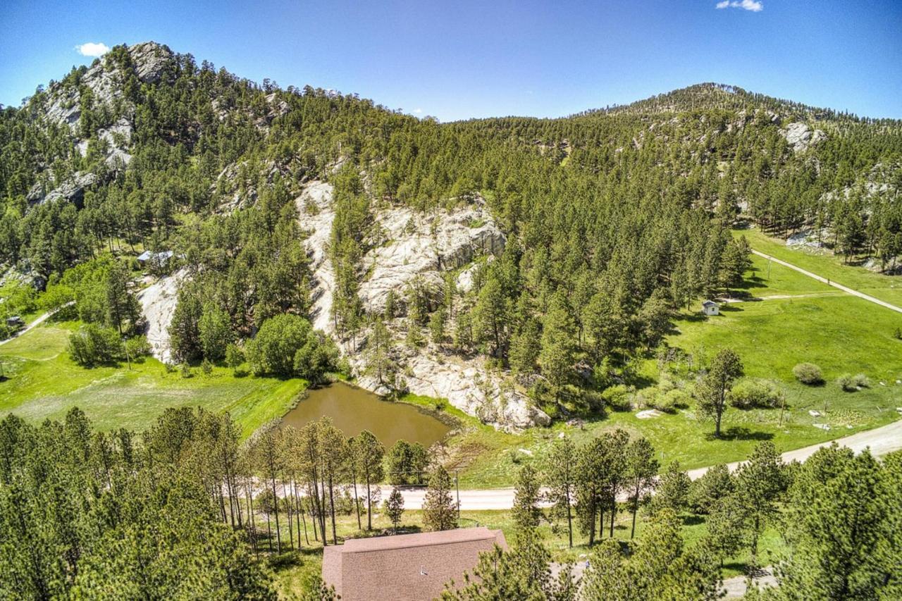 Eagle Pine Lodge คัสเตอร์ ภายนอก รูปภาพ